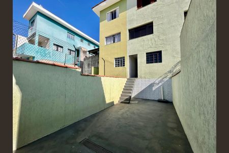 Casa para alugar com 210m², 2 quartos e 2 vagasQuintal