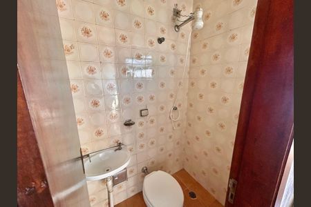 Casa para alugar com 210m², 2 quartos e 2 vagasBanheiro de serviço