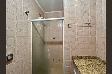 Casa para alugar com 210m², 2 quartos e 2 vagasBanheiro