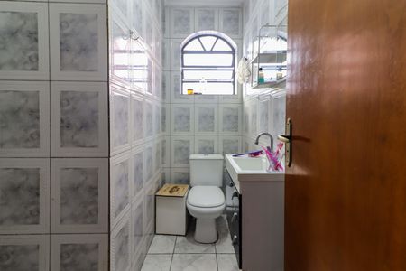 Casa à venda com 125m², 3 quartos e 2 vagas Casa à venda com 125m², 3 quartos e 2 vagasBanheiro Social