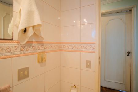 Apartamento à venda com 84m², 3 quartos e 2 vagasBanheiro Social