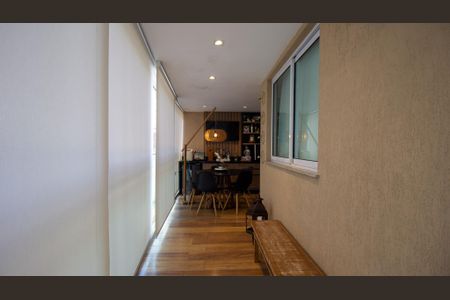 Apartamento para alugar com 90m², 3 quartos e 2 vagas Apartamento para alugar com 90m², 3 quartos e 2 vagasVaranda