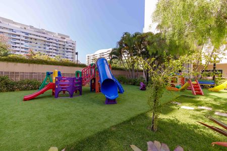 Apartamento para alugar com 90m², 3 quartos e 2 vagas Apartamento para alugar com 90m², 3 quartos e 2 vagasÁrea Comum - Playground