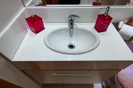 Casa de condomínio à venda com 177m², 4 quartos e 3 vagas Casa de condomínio à venda com 177m², 4 quartos e 3 vagasBanheiro da Suíte 3