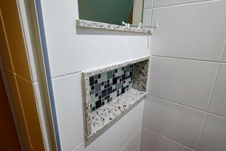 Casa de condomínio à venda com 177m², 4 quartos e 3 vagas Casa de condomínio à venda com 177m², 4 quartos e 3 vagasBanheiro da Suíte 2