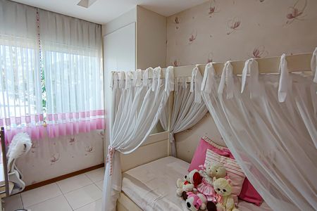 Casa de condomínio à venda com 177m², 4 quartos e 3 vagas Casa de condomínio à venda com 177m², 4 quartos e 3 vagasSuíte 3