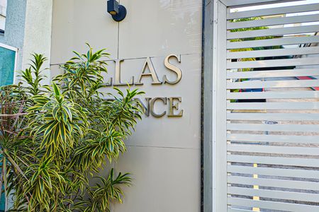 Casa de condomínio à venda com 177m², 4 quartos e 3 vagas Casa de condomínio à venda com 177m², 4 quartos e 3 vagasFachada do Condomínio