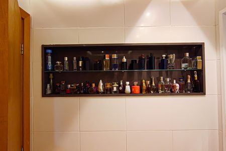 Casa de condomínio à venda com 177m², 4 quartos e 3 vagas Casa de condomínio à venda com 177m², 4 quartos e 3 vagasBanheiro da Suíte 4