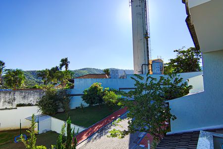 Casa de condomínio à venda com 177m², 4 quartos e 3 vagas Casa de condomínio à venda com 177m², 4 quartos e 3 vagasVista da Varanda da Suíte 4