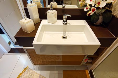 Casa de condomínio à venda com 177m², 4 quartos e 3 vagas Casa de condomínio à venda com 177m², 4 quartos e 3 vagasBanheiro da Suíte 4