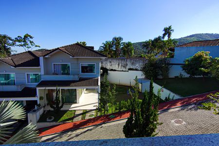Casa de condomínio à venda com 177m², 4 quartos e 3 vagas Casa de condomínio à venda com 177m², 4 quartos e 3 vagasVista da Varanda da Suíte 4