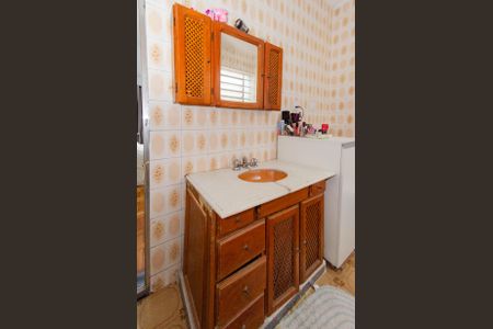 Casa à venda com 300m², 3 quartos e 5 vagasBanheiro suíte