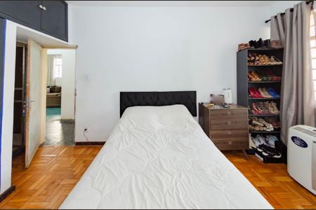 Casa à venda com 300m², 3 quartos e 5 vagasSuíte