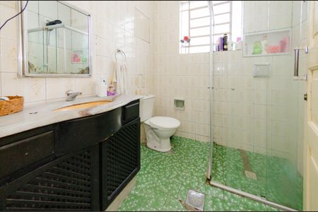 Casa à venda com 300m², 3 quartos e 5 vagasBanheiro