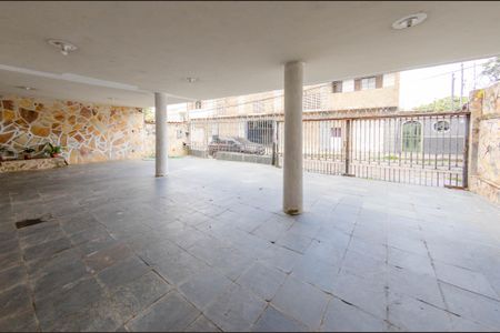 Casa à venda com 300m², 3 quartos e 5 vagasGaragem