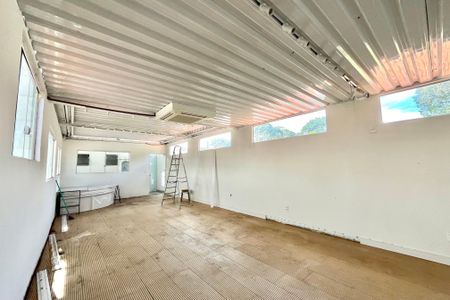 Casa para alugar com 340m², 4 quartos e 2 vagas Casa para alugar com 340m², 4 quartos e 2 vagasÁrea externa