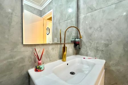 Casa para alugar com 340m², 4 quartos e 2 vagas Casa para alugar com 340m², 4 quartos e 2 vagasBanheiro