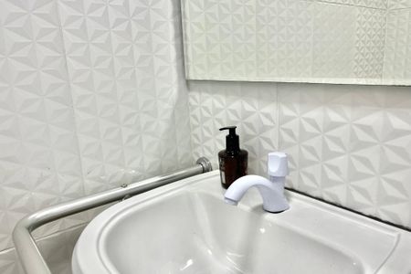 Casa para alugar com 340m², 4 quartos e 2 vagas Casa para alugar com 340m², 4 quartos e 2 vagasLavabo