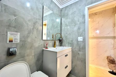 Casa para alugar com 340m², 4 quartos e 2 vagas Casa para alugar com 340m², 4 quartos e 2 vagasBanheiro