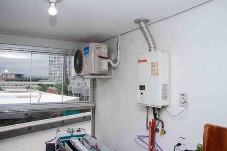 Apartamento à venda com 70m², 2 quartos e 1 vagaÁrea de Serviço