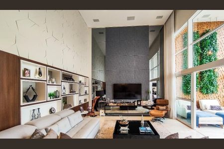 Apartamento à venda com 243m², 4 quartos e 4 vagas