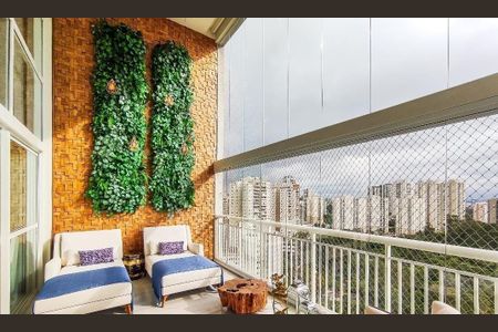 Apartamento à venda com 243m², 4 quartos e 4 vagas
