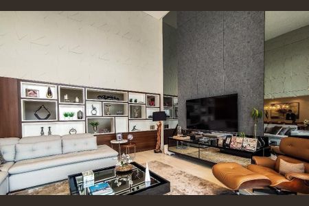 Apartamento à venda com 243m², 4 quartos e 4 vagas