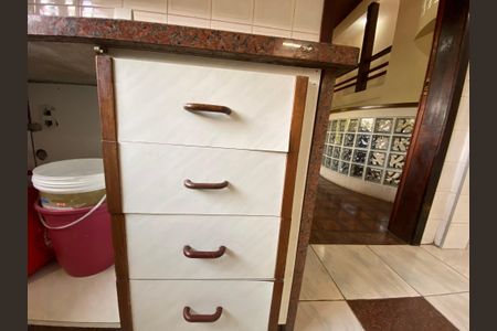 Casa de condomínio para alugar com 704m², 6 quartos e 2 vagasCozinha