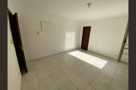 Casa de condomínio para alugar com 704m², 6 quartos e 2 vagasQuarto 1