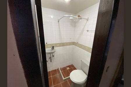 Casa de condomínio para alugar com 704m², 6 quartos e 2 vagasBanheiro 4