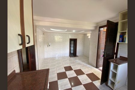 Casa de condomínio para alugar com 704m², 6 quartos e 2 vagasCozinha