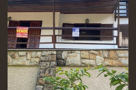 Casa de condomínio para alugar com 704m², 6 quartos e 2 vagasFachada