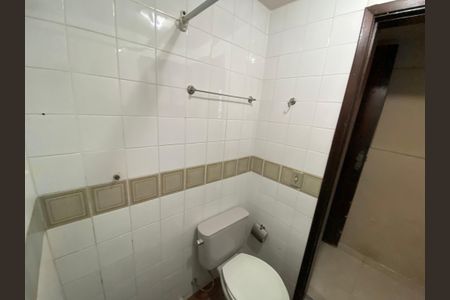 Casa de condomínio para alugar com 704m², 6 quartos e 2 vagasBanheiro 4