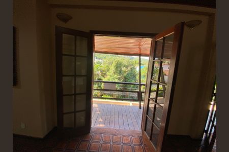 Casa de condomínio para alugar com 704m², 6 quartos e 2 vagasSala