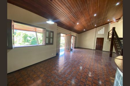 Casa de condomínio para alugar com 704m², 6 quartos e 2 vagasSala