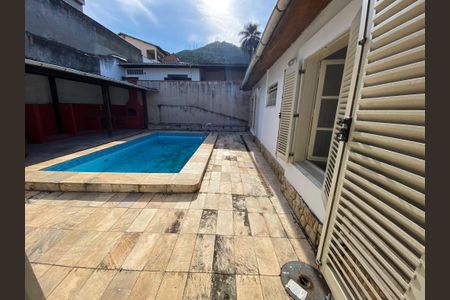 Casa de condomínio para alugar com 704m², 6 quartos e 2 vagasVista - Quarto 1