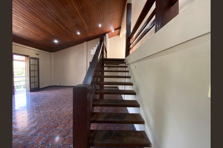 Casa de condomínio para alugar com 704m², 6 quartos e 2 vagasSala