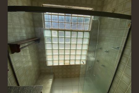 Casa de condomínio para alugar com 704m², 6 quartos e 2 vagasBanheiro 1