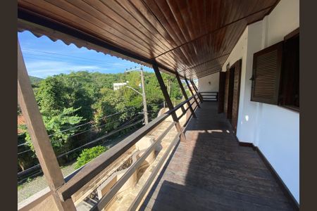 Casa de condomínio para alugar com 704m², 6 quartos e 2 vagasVaranda