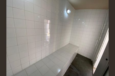 Casa de condomínio para alugar com 704m², 6 quartos e 2 vagasSauna