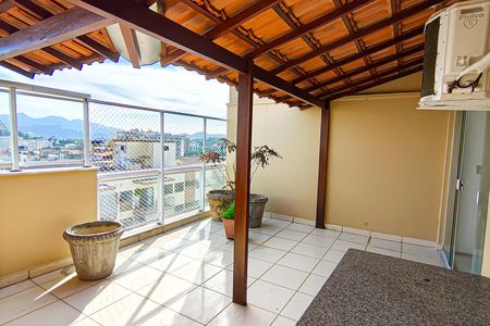 Apartamento para alugar com 110m², 2 quartos e 1 vagacobertura