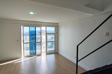 Apartamento para alugar com 110m², 2 quartos e 1 vagaSala