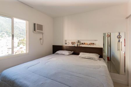 Apartamento à venda com 86m², 3 quartos e 1 vaga Apartamento à venda com 86m², 3 quartos e 1 vagaSuíte