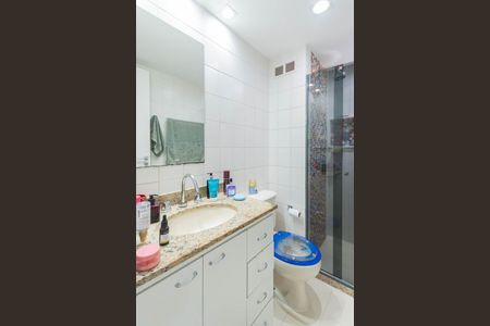 Apartamento à venda com 86m², 3 quartos e 1 vaga Apartamento à venda com 86m², 3 quartos e 1 vagaBanheiro Social