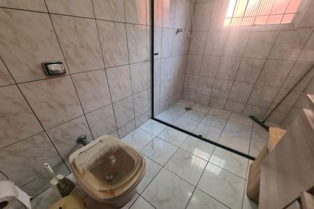 Casa à venda com 200m², 3 quartos e 3 vagas Casa à venda com 200m², 3 quartos e 3 vagasBanheiro 2