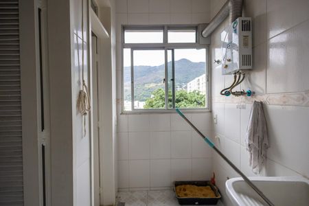 Apartamento à venda com 94m², 2 quartos e 1 vaga Apartamento à venda com 94m², 2 quartos e 1 vagaÁrea de Serviço