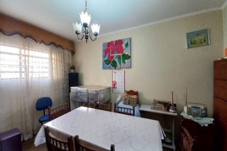 Casa à venda com 600m², 9 quartos e 4 vagas Casa à venda com 600m², 9 quartos e 4 vagasSala de Jantar