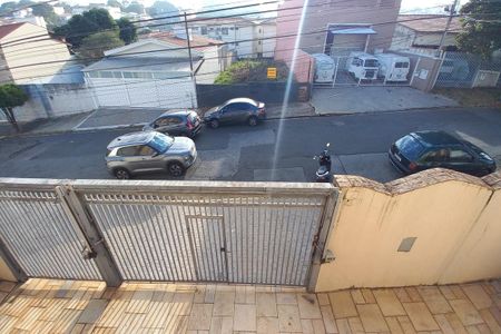 Casa à venda com 600m², 9 quartos e 4 vagas Casa à venda com 600m², 9 quartos e 4 vagasVista da varanda