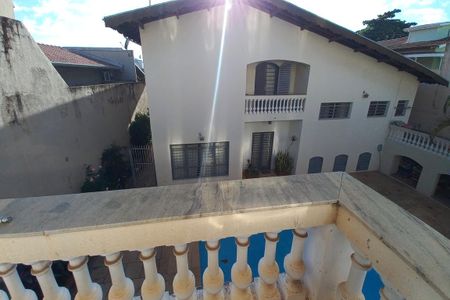 Casa à venda com 600m², 9 quartos e 4 vagas Casa à venda com 600m², 9 quartos e 4 vagasVista do Quarto 4