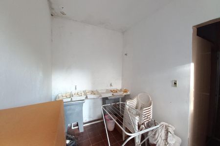 Casa à venda com 600m², 9 quartos e 4 vagas Casa à venda com 600m², 9 quartos e 4 vagasQuarto de Serviço